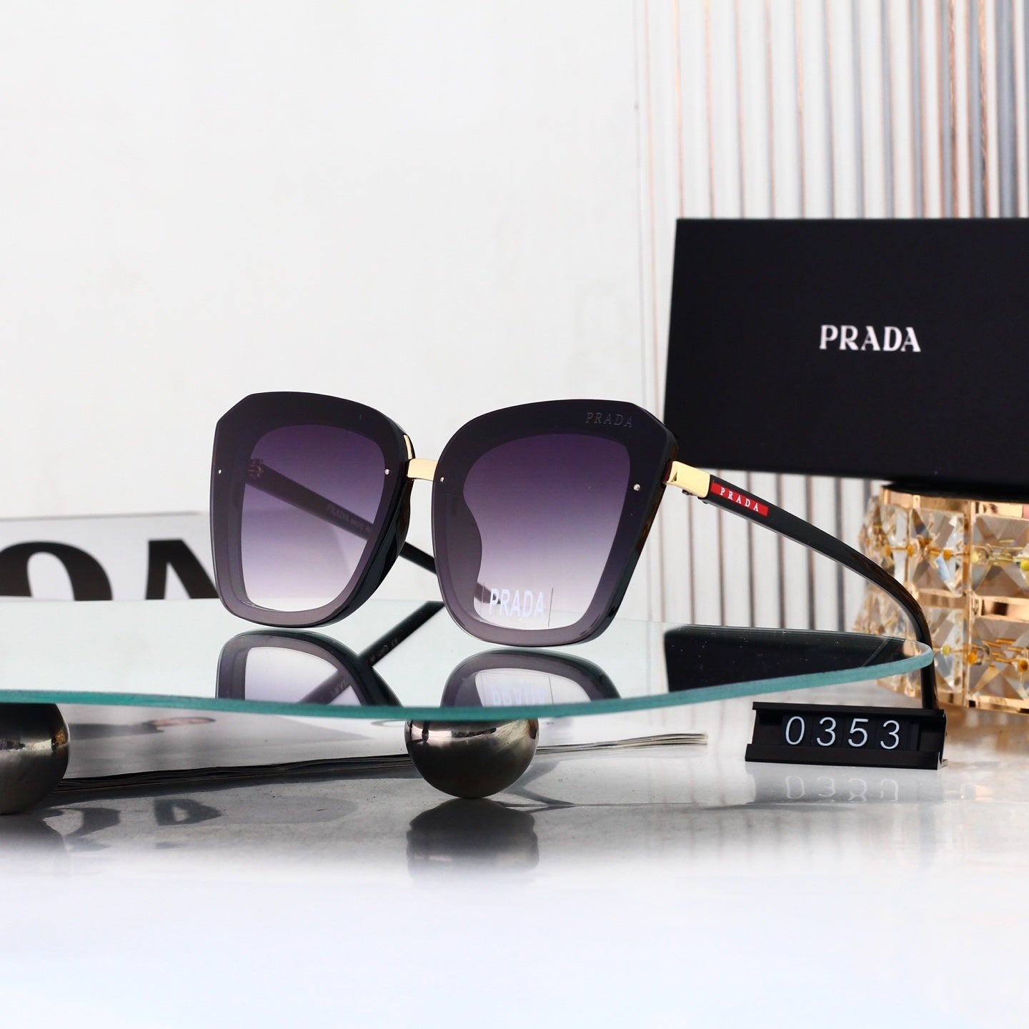 Elegance Victoria Sunglasses 0353
