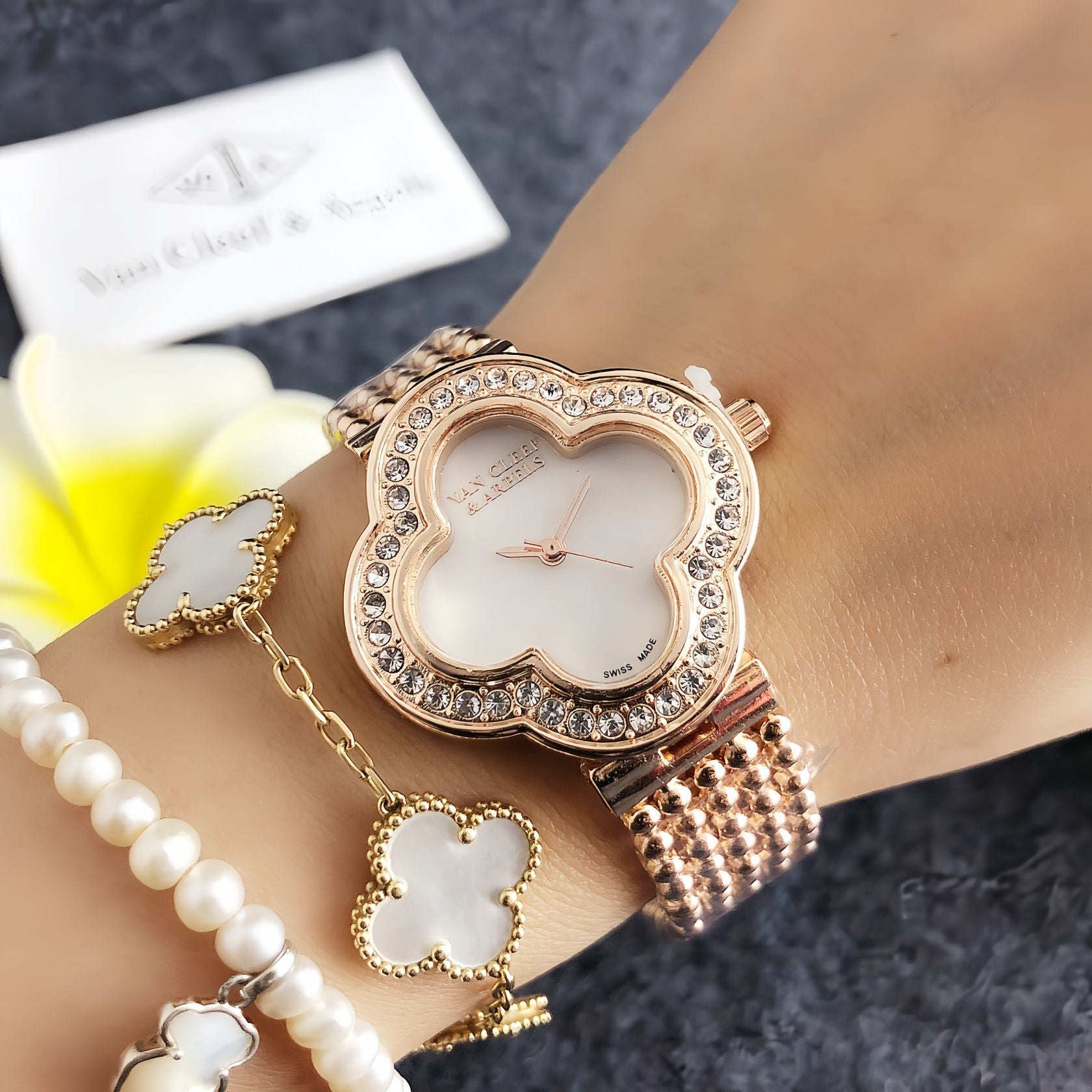 Elegant Calista Watch