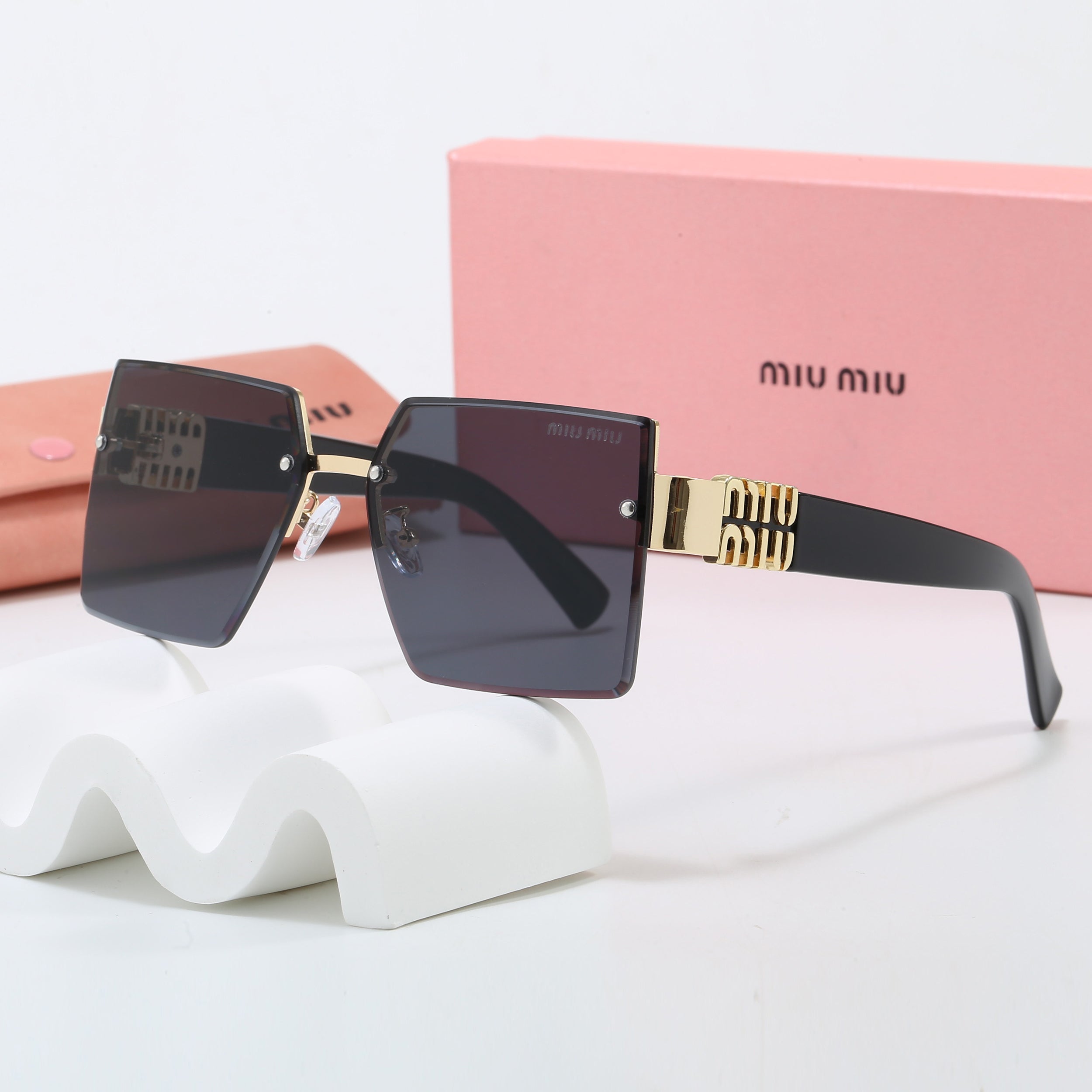 Square Muse Sunglasses