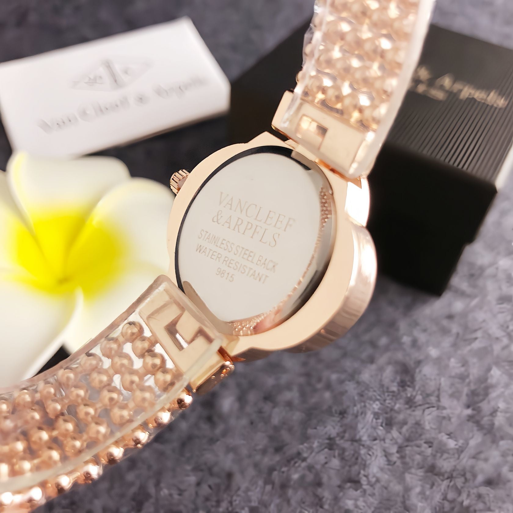 Elegant Calista Watch