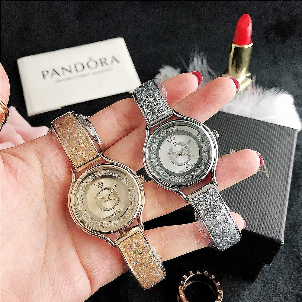 P A N D O R A Elegance Kit (Free Charm Bracelet Included)