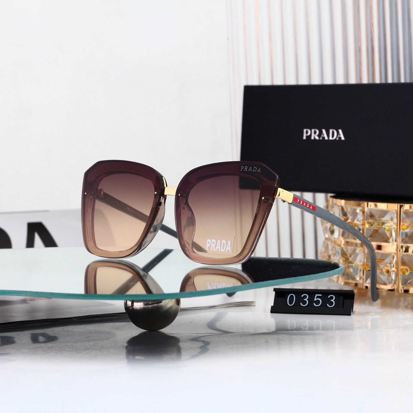 Elegance Victoria Sunglasses 0353