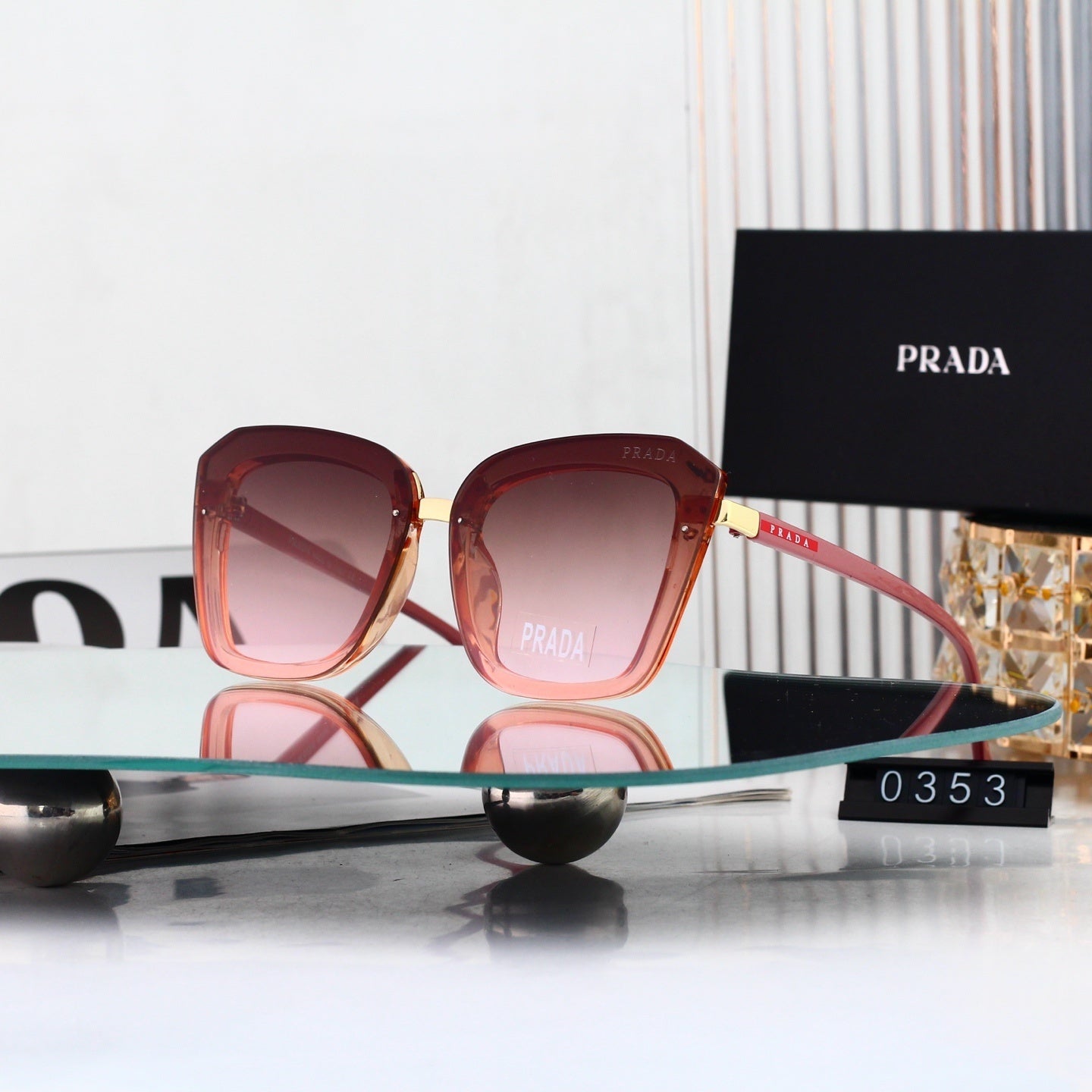 Elegance Victoria Sunglasses 0353